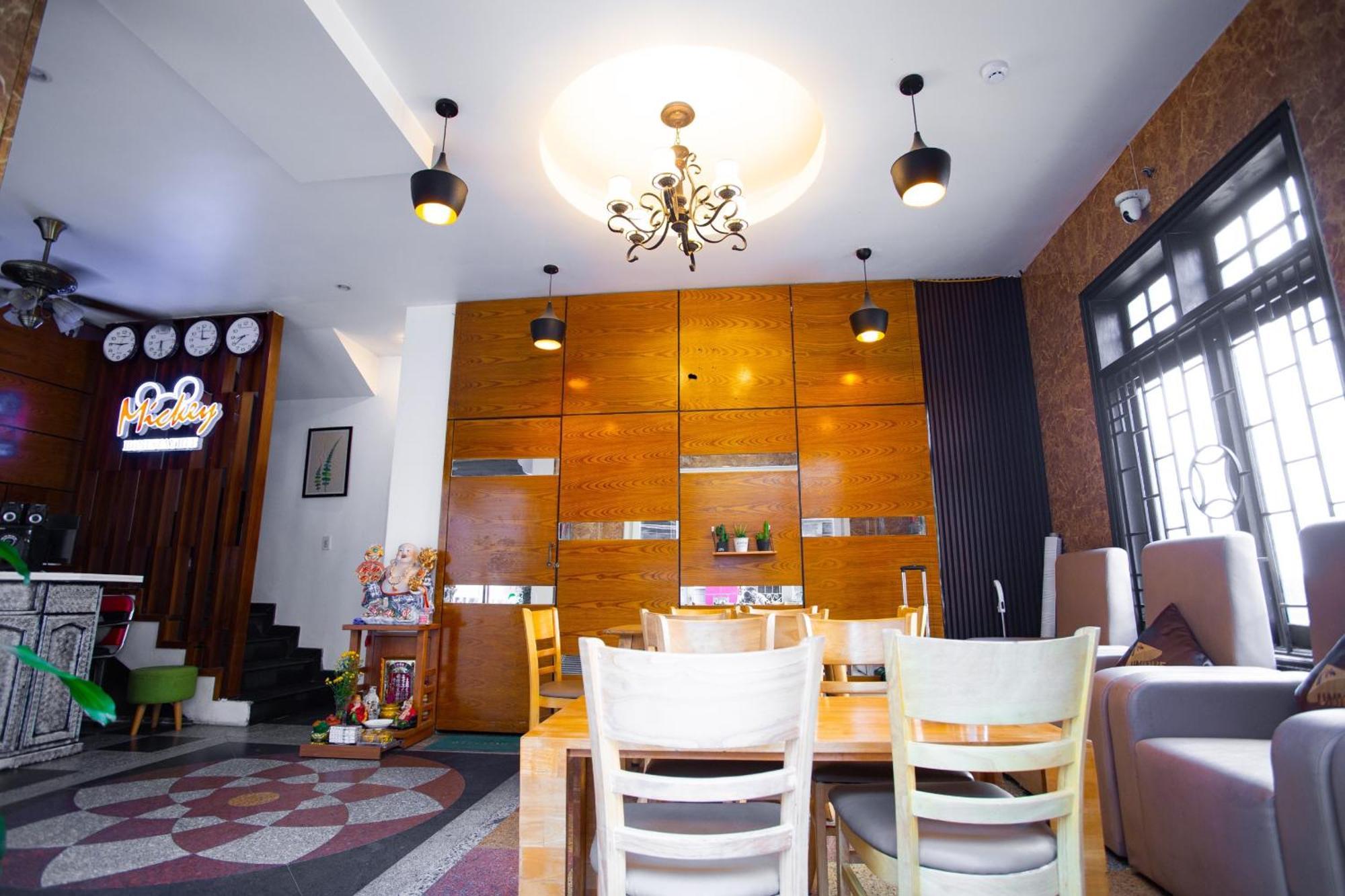 Mickey Homestay Hue Exterior photo